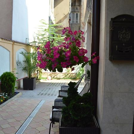 Bon Bon Hotel Sofia Ngoại thất bức ảnh