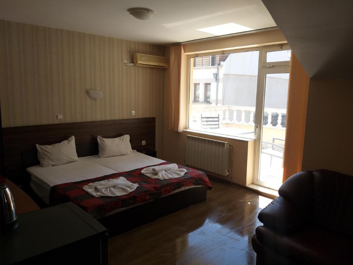 Bon Bon Hotel Sofia Ngoại thất bức ảnh