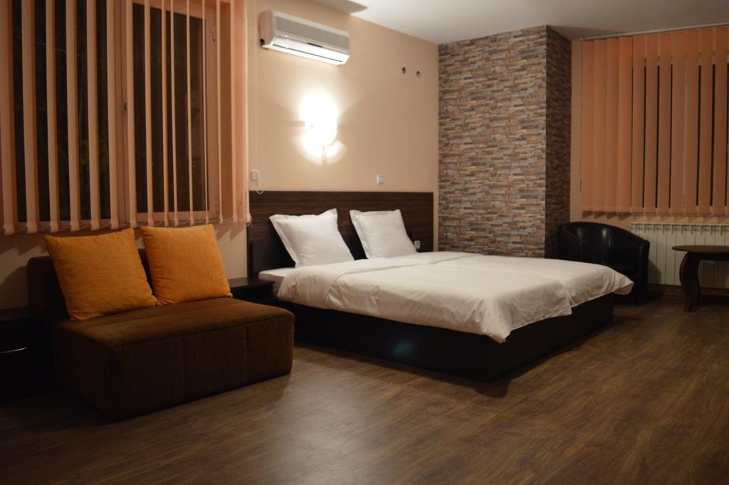 Bon Bon Hotel Sofia Ngoại thất bức ảnh