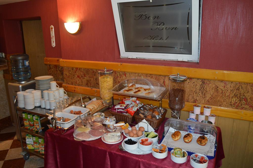 Bon Bon Hotel Sofia Ngoại thất bức ảnh