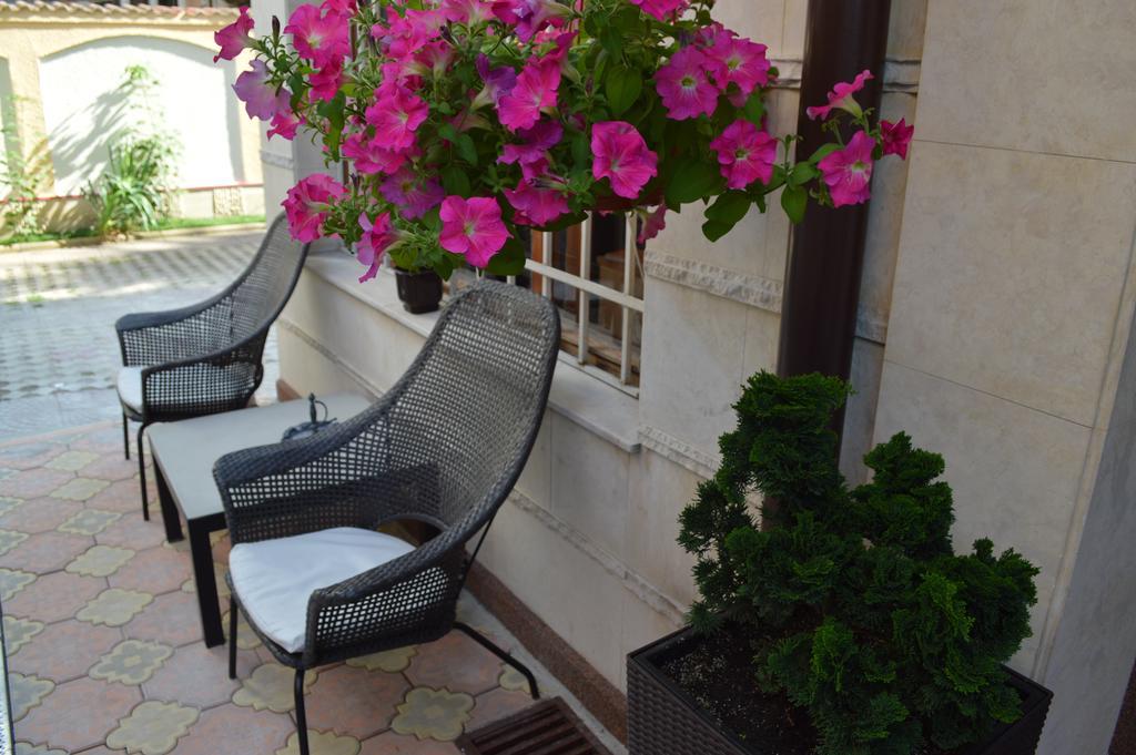 Bon Bon Hotel Sofia Ngoại thất bức ảnh