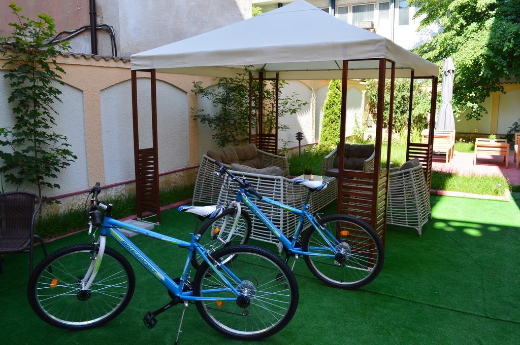 Bon Bon Hotel Sofia Ngoại thất bức ảnh
