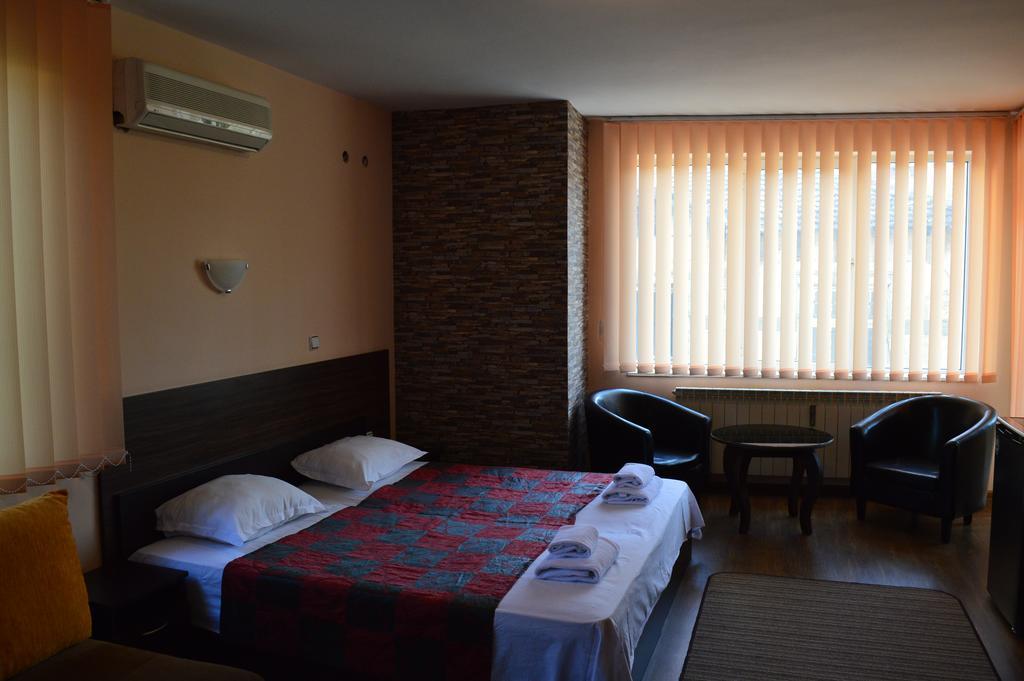 Bon Bon Hotel Sofia Ngoại thất bức ảnh