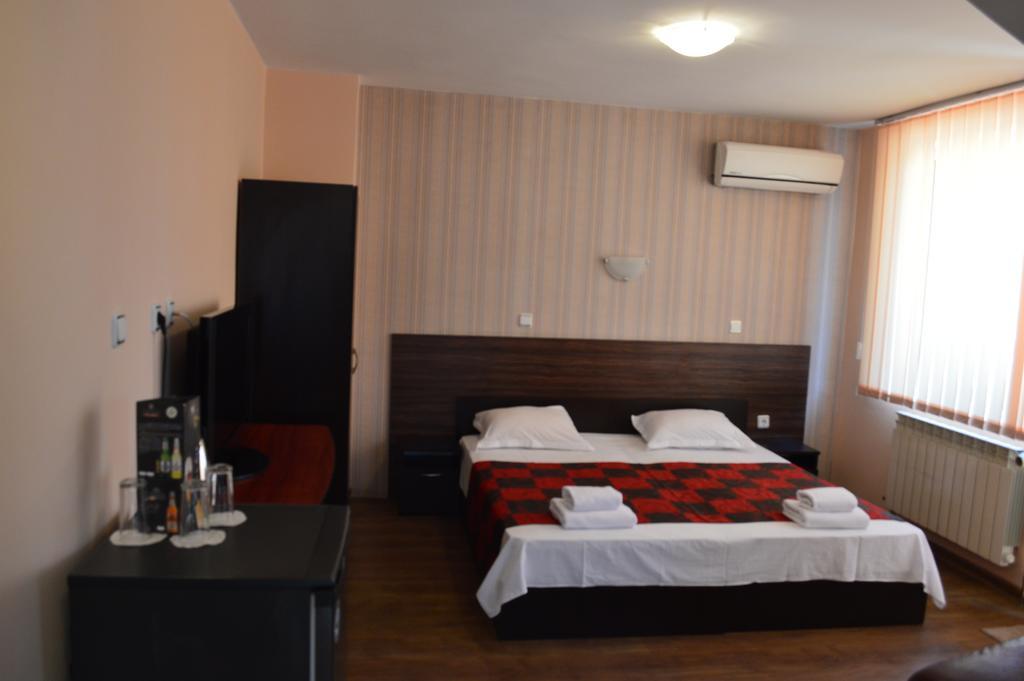 Bon Bon Hotel Sofia Ngoại thất bức ảnh